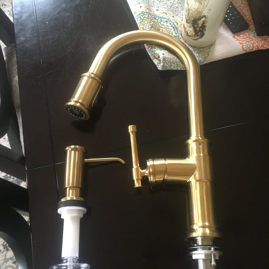 8.2 Inch Brushed Gold Pull Out Kitchen Faucet With Sprayer